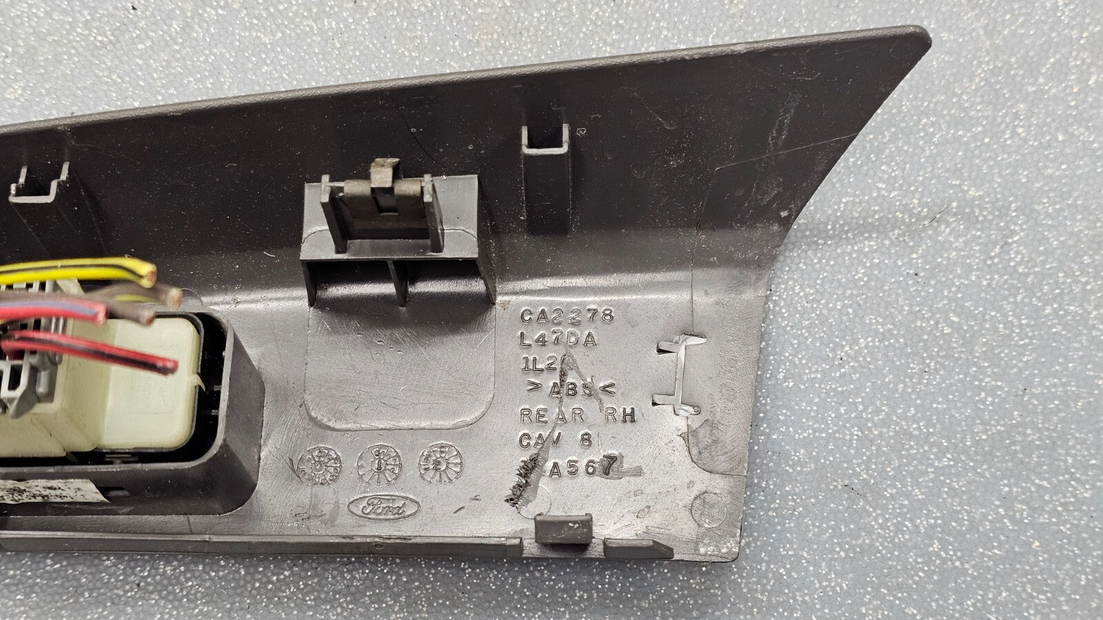 🔥02-05 FORD EXPLORER Rear Right Passenger Power Door Window Switch Lock Gray