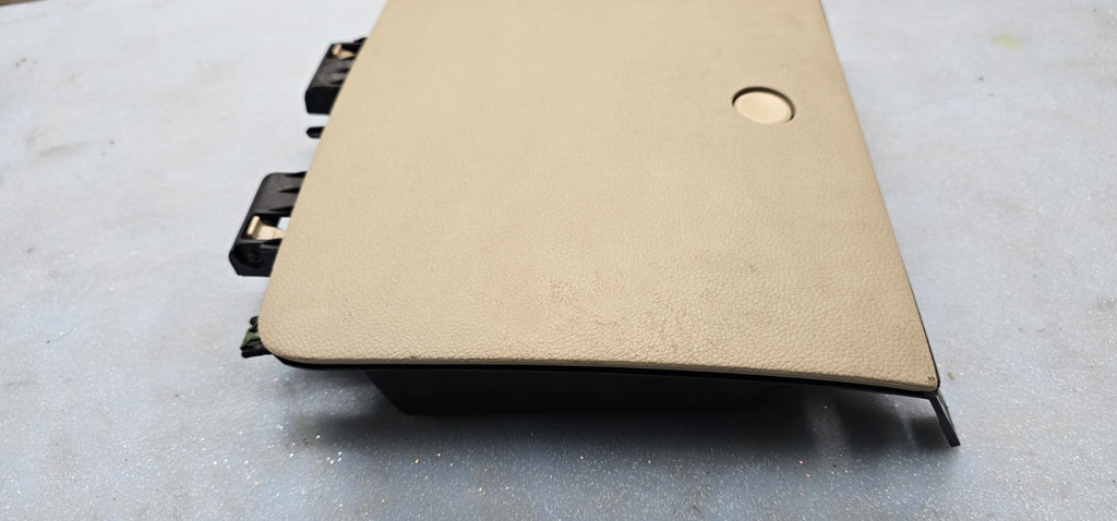 🔥04-08 TAURS FREESTYLE UPPER DASH CUBBY STORAGE COMPARTMENT BOX ASSEMBLY TAN