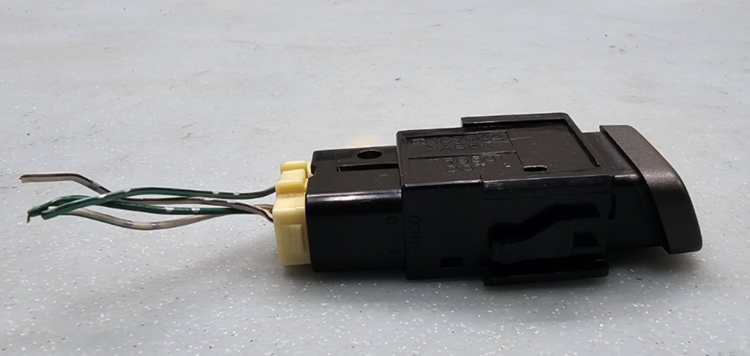 🔥98-06 Corolla Lexus ES300 05-10 Avalon Hazard Warning Light Control Switch