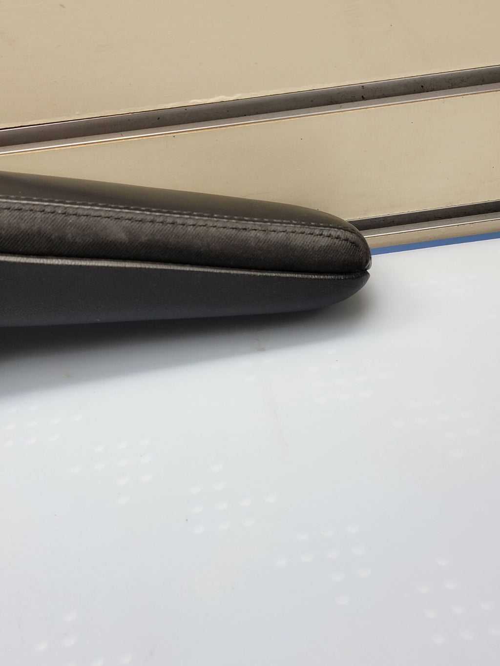 🔥11-20 CARAVAN TOWN & COUNTRY RIGHT PASSENGER SIDE FRONT SEAT ARMREST BLACK