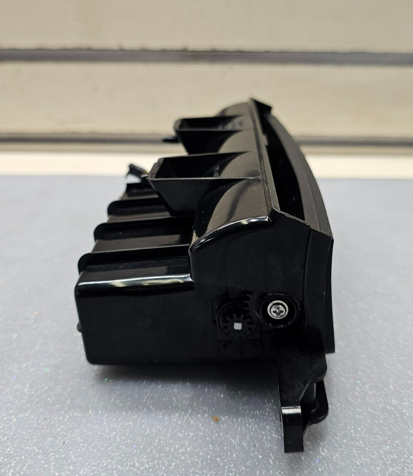 🔥06-12 Kia Sedona Dash Storage Compartment Box Black