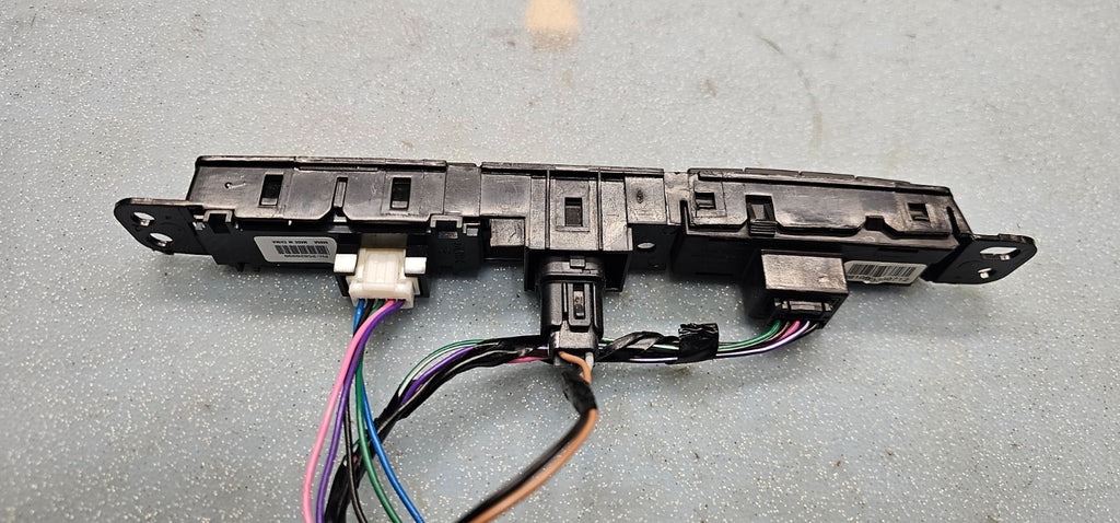 09-12 Chevrolet Traverse Center Dash Panel Hazard Control Switch Unit OEM SW55