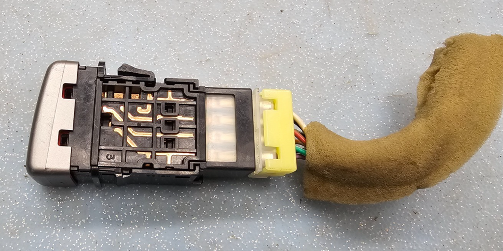 🔥03-08 Subaru Forester Emergency Light Hazard Switch Control Button Silver OEM