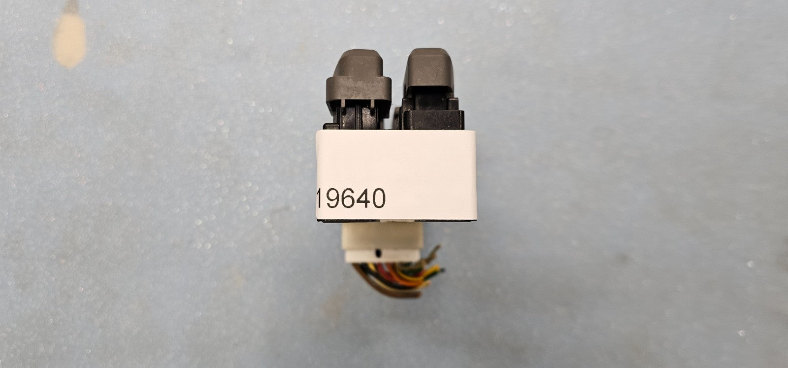 🔥10-14 Hyundai Sonata Left Driver Master Power Window Door Switch Assembly Gray