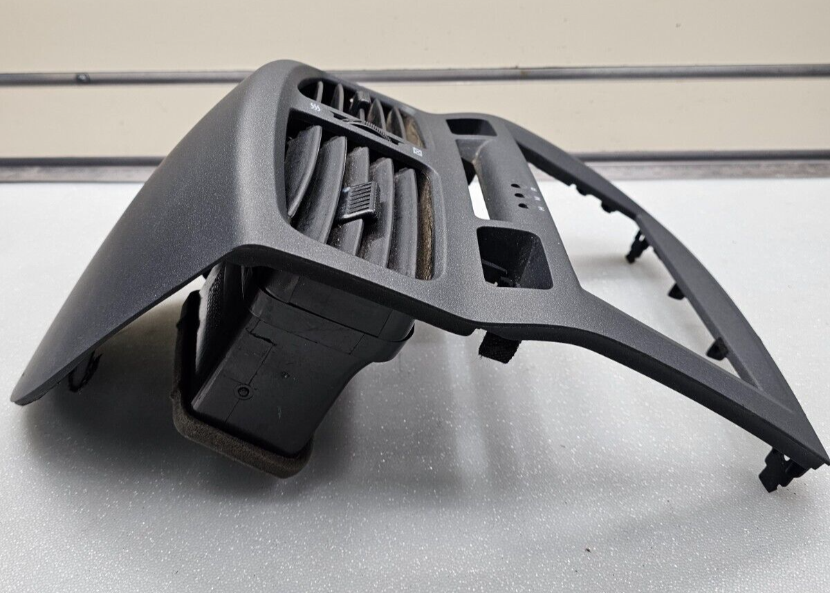 🔥2001-2006 HYUNDAI SANTA FE OEM CENTER DASH RADIO HEAT AC VENT TRIM BEZEL BLACK