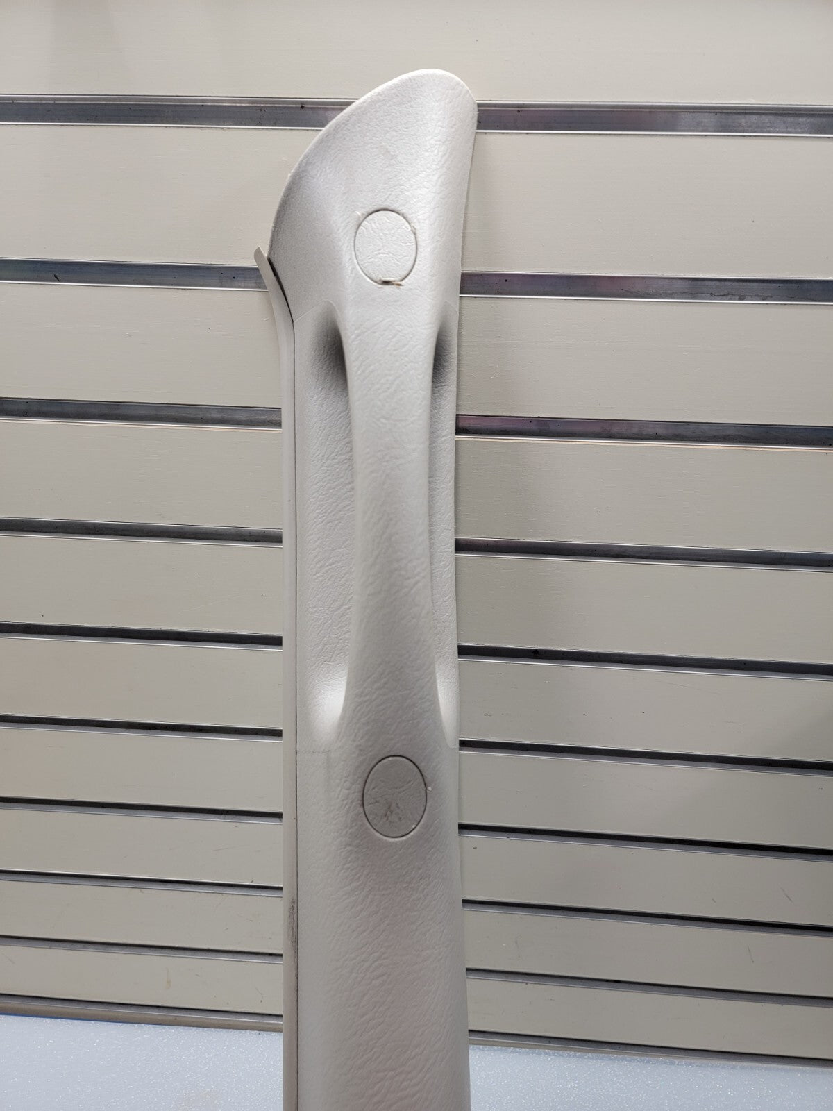 02-10 Dodge RAM A Pillar Panel Trim Molding RIGHT PASSENGER Grab Light GRAY P5