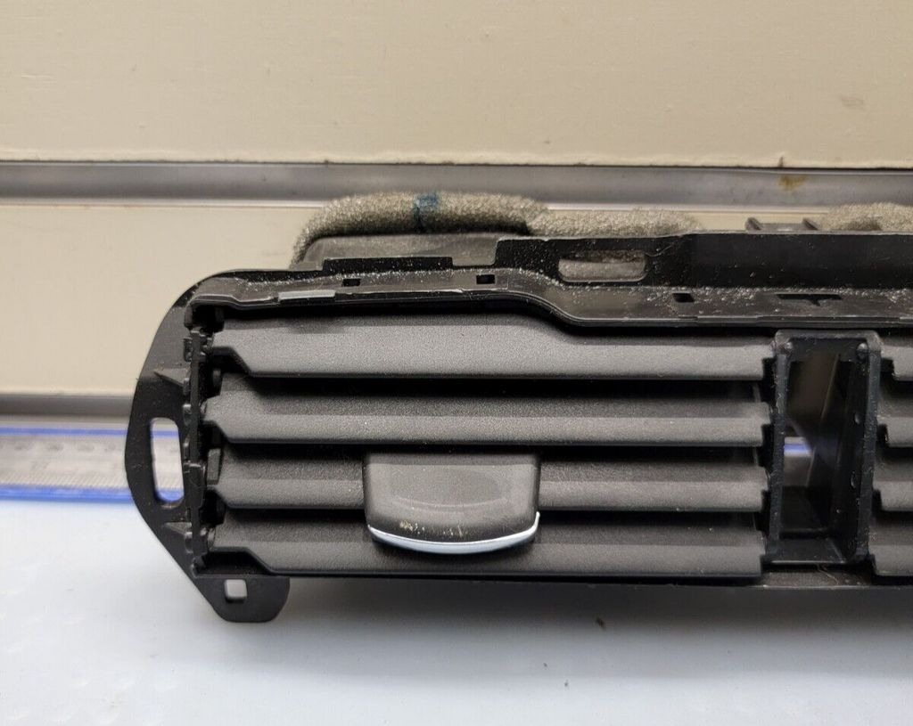 🔥13-20 FORD FUSION Ford Fusion Front Center Dash A/C Air Vent W/ Hazard OEM