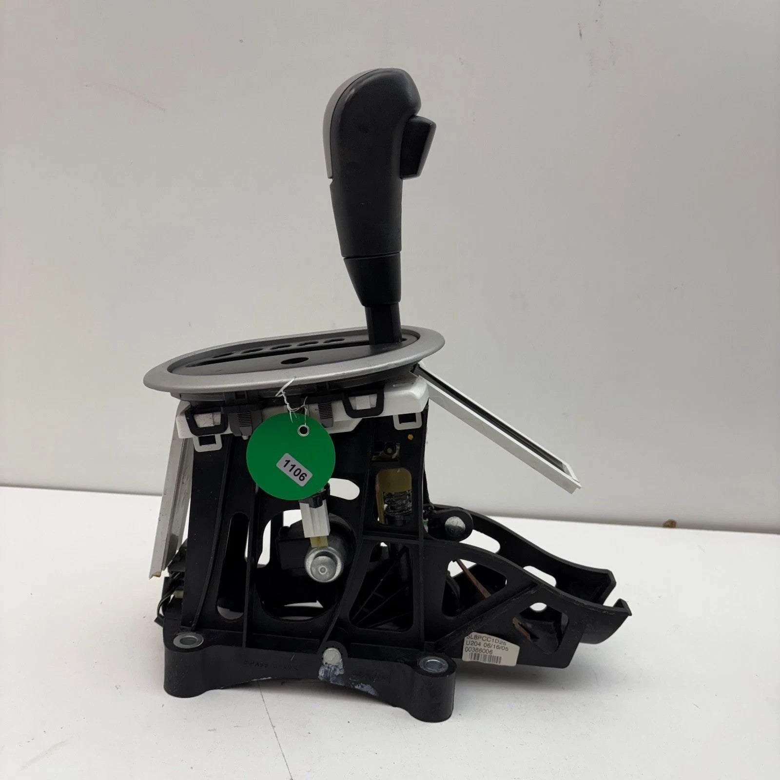 🔥05-07 Ford Escape Automatic Floor Gear Shifter Shift Lever Assembly OEM