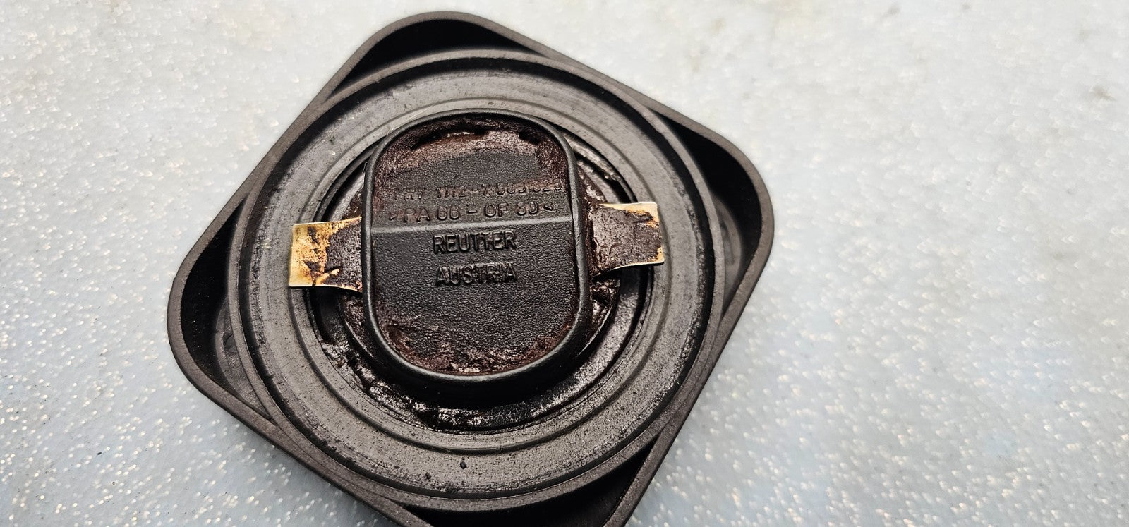 🔥90-10 BMW E36 E46 328 E39 528 E53 X5 Engine Oil Filler Cap Lid Castrol OEM