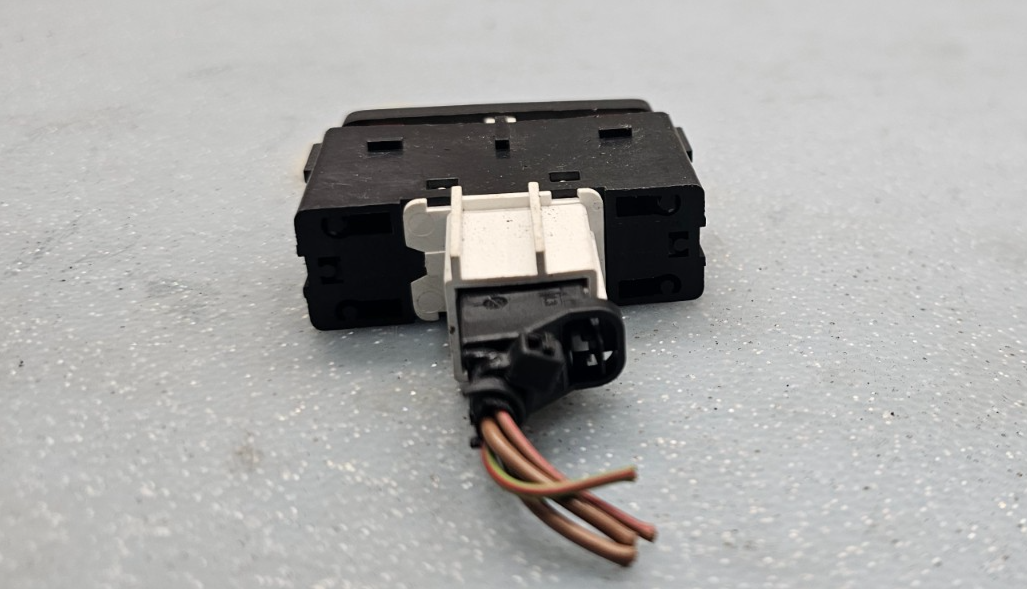 🔥12-15 VW PASSAT DASH HAZARD EMERGENCY FLASHER WARNING SWITCH  BLACK OEM