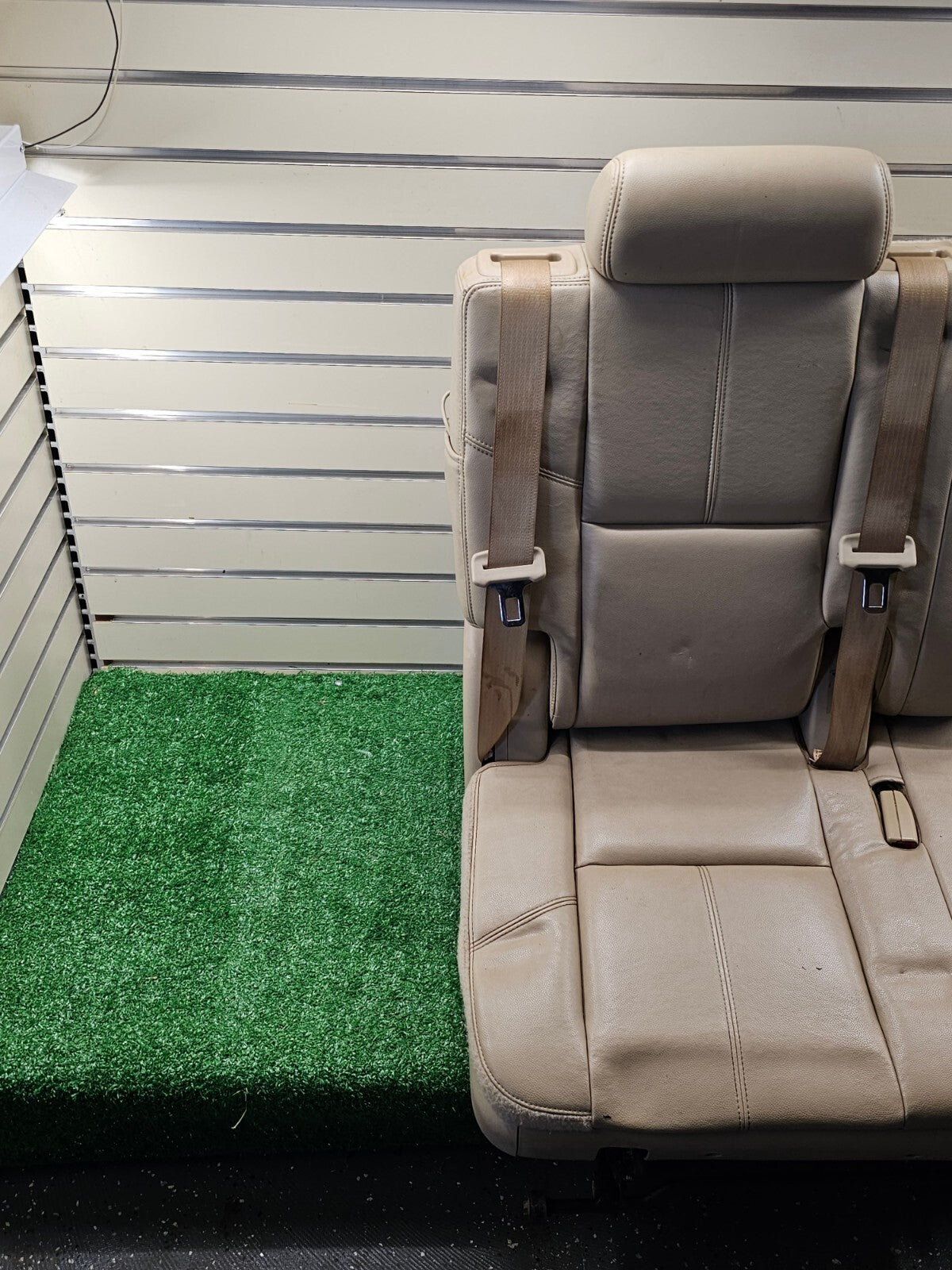 🔥07-14 chevy Suburban Tahoe Yukon Leather Rear Removable Third Row Seat TAN