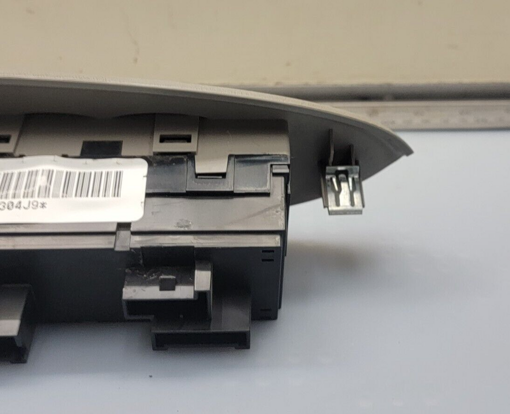 🔥06-09 Chevy TRAILBLAZER Window Switch Front LEFT Master Driver Side LIGHT grey