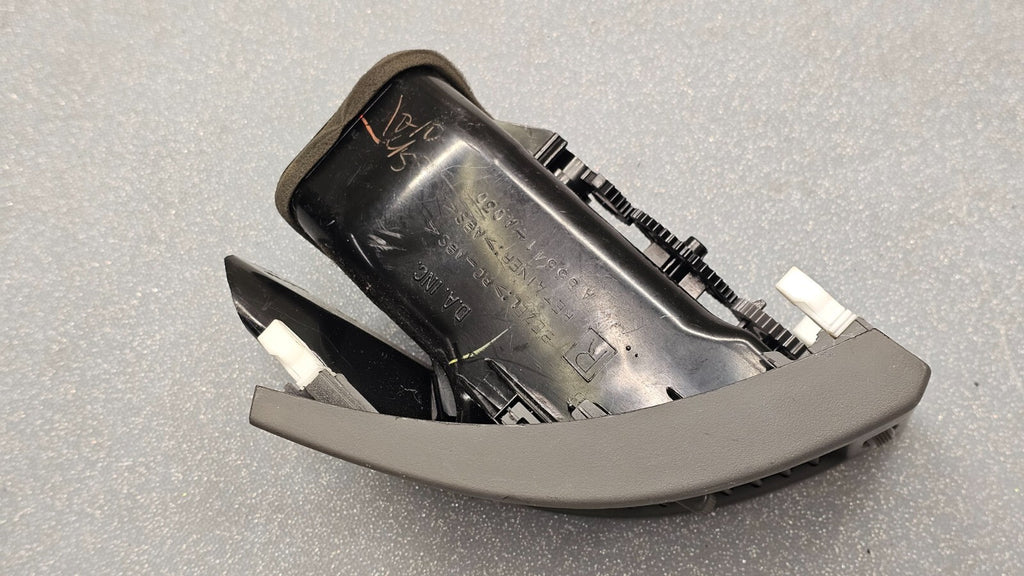 🔥02-06 TOYOTA CAMRY RIGHT PASSENGER DASH AIR VENT CONDITIONING HEATER GRAY