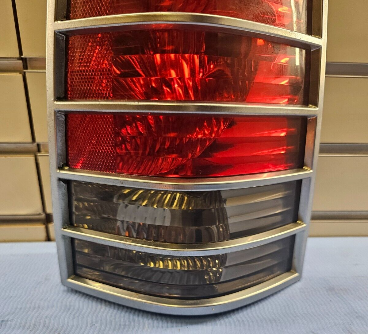 🔥05-07 Mercury Mariner Rear Right Passenger Tail Brake Stop Light Lamp Assembly