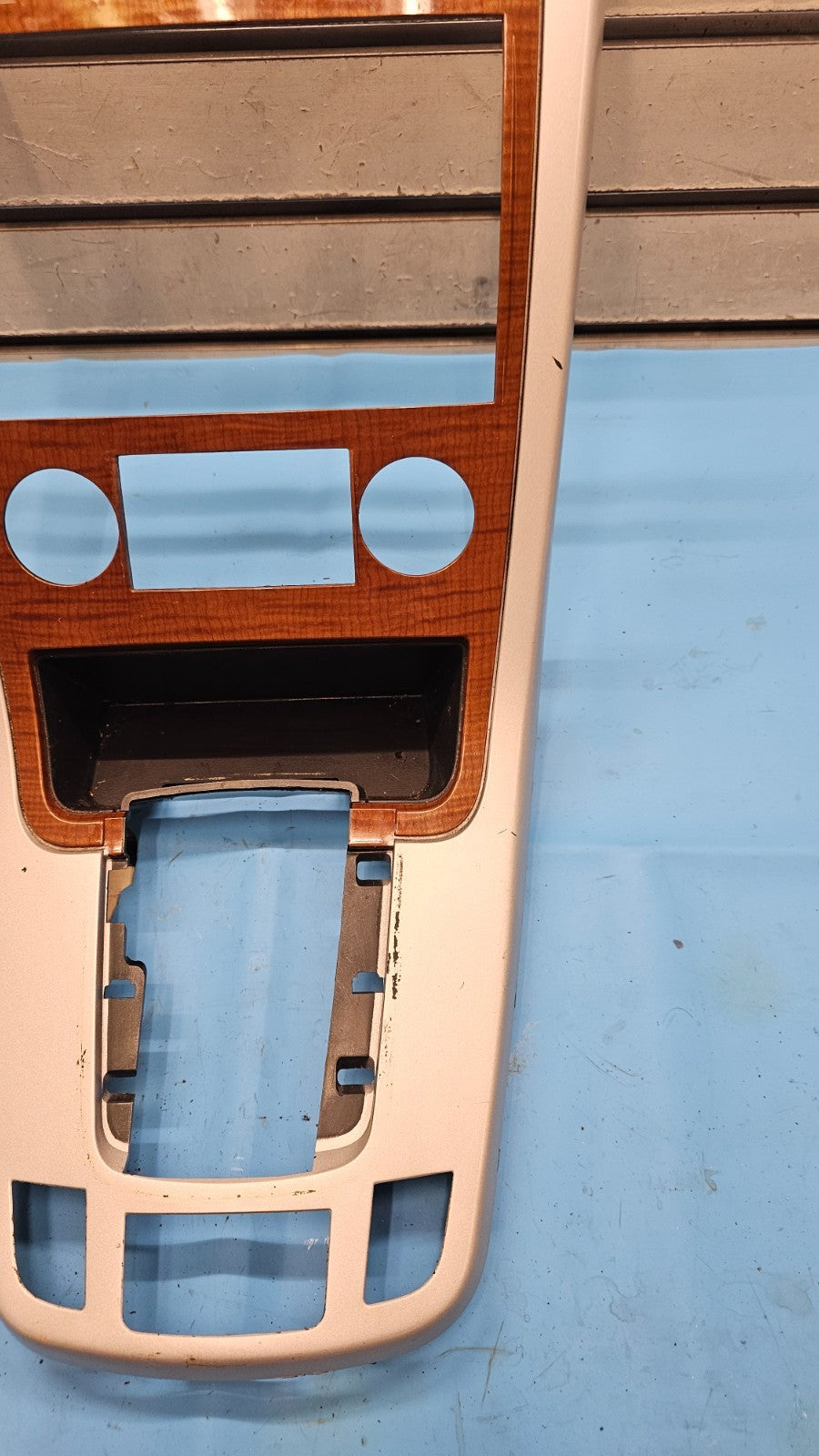 🔥07-09 Equinox Center Dash Radio Climate Surround Bezel Trim SILVER/WOOD B43