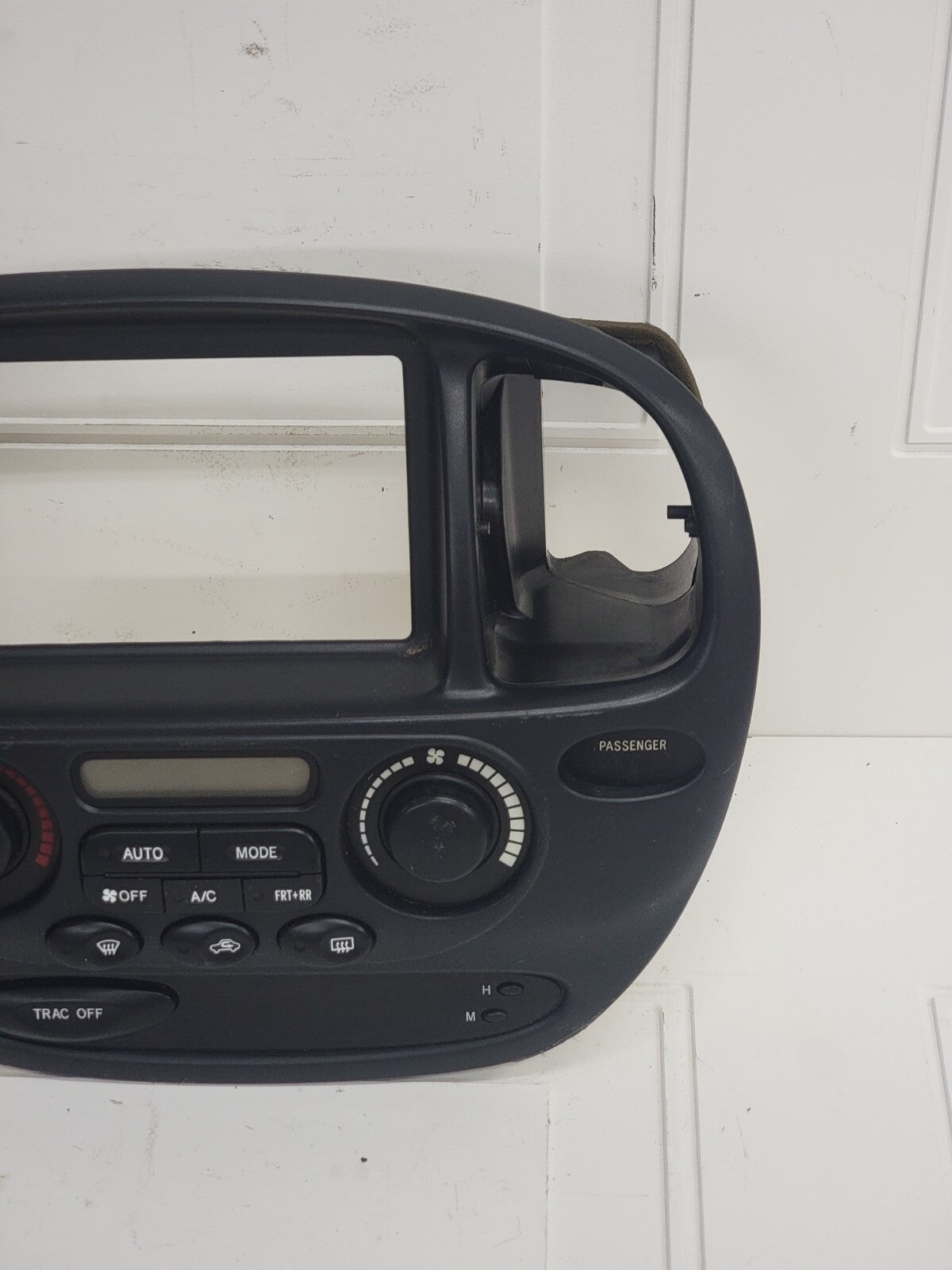 🔥2003-2004 Toyota Sequoia SR5 4x4 heater AC control with skid switch