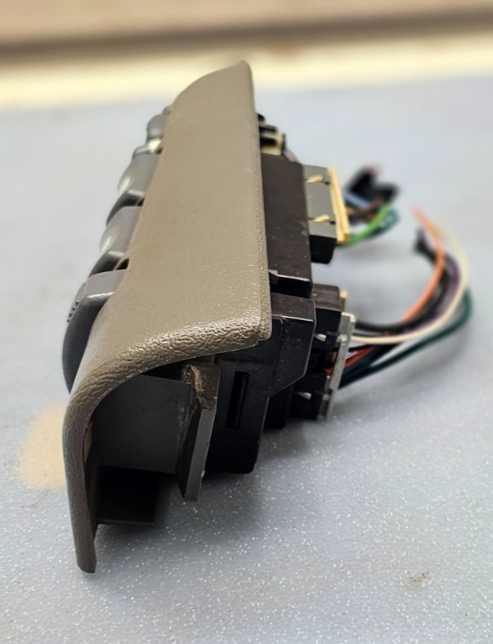 🔥98-05 Blazer S10 Left Driver Master Power Window Switch Assembly DK Tan OEM