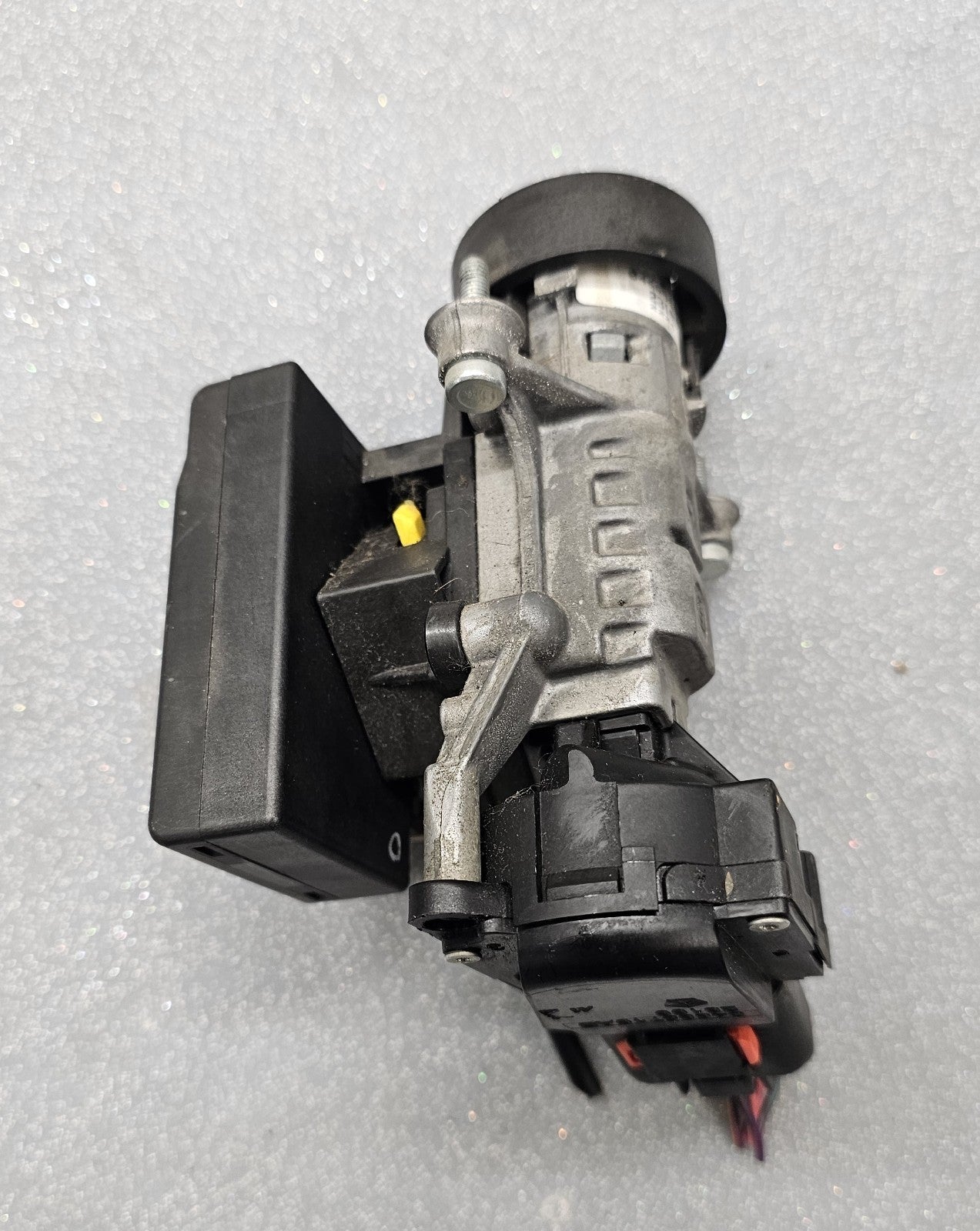 🔥04-08 CHRY PACIFICA/300/CHARGER IGNITION LOCK CYLINDER ASSEMBLY HOUSING NO KEY