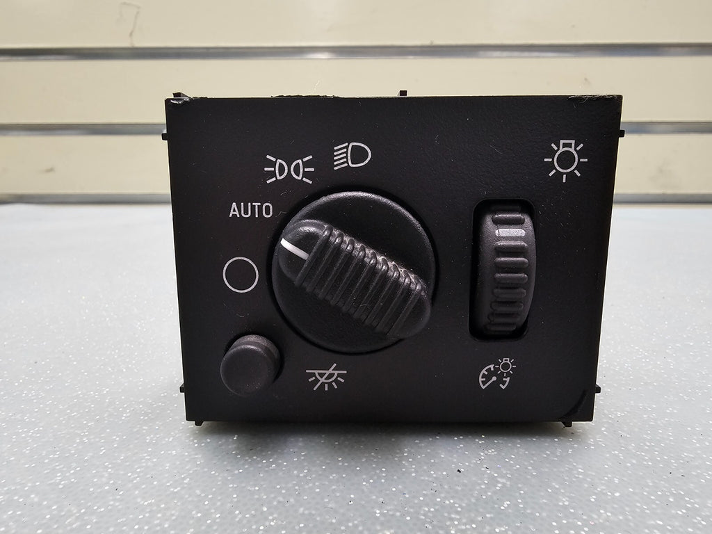 03-06 CHEVY SILVERADO GMC SIERRA HEADLIGHT DOME LIGHT DIMMER CONTROL SWITCH OEM