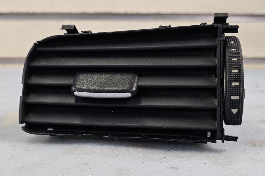 🔥11-18 VW Jetta Left Driver Center Dash AC Air Vent Heater Panel Conditioning