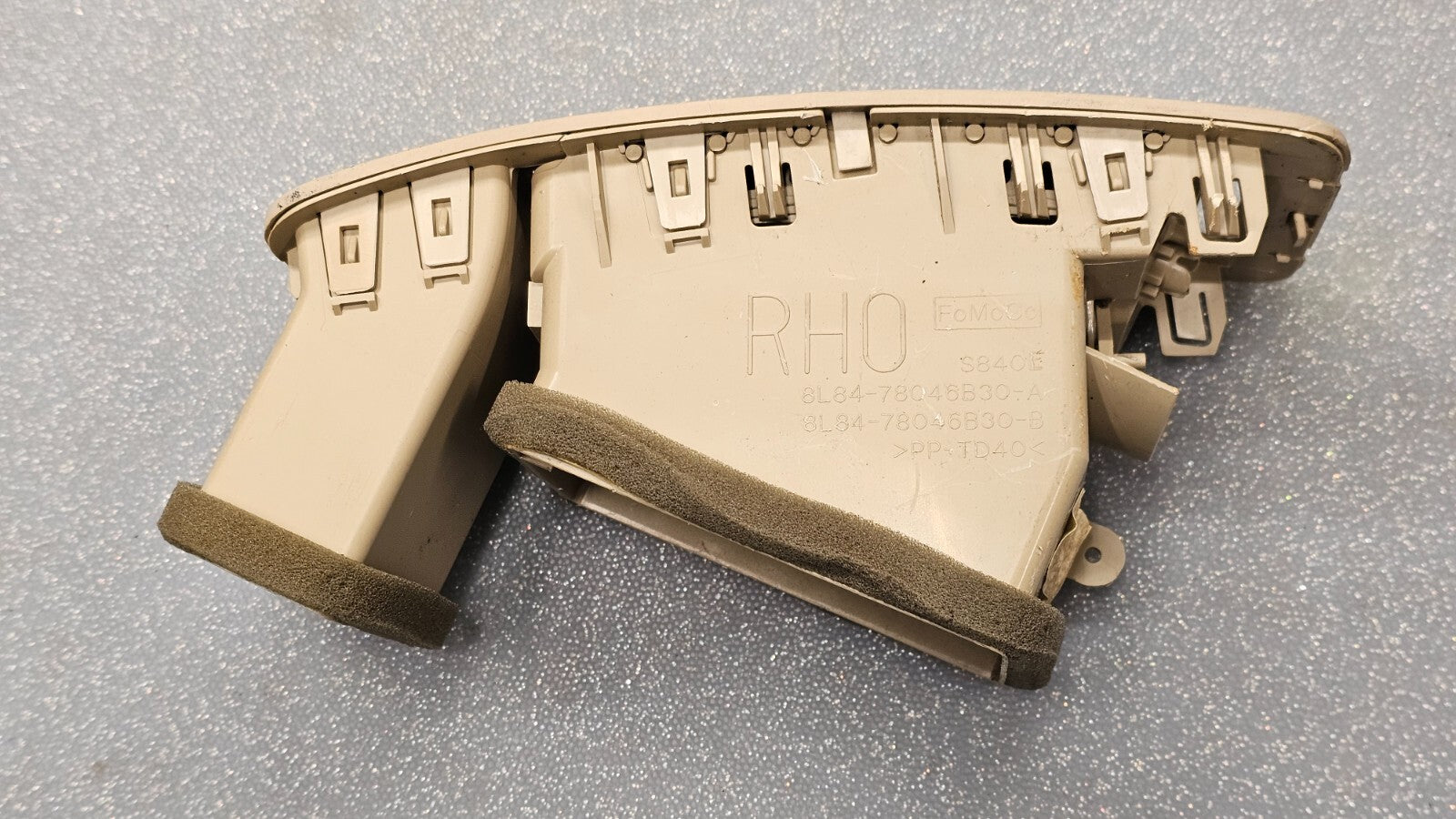 🔥08-12 Ford Escape Dash Right Passenger AC A/C Air Vent HEATER Panel TAN