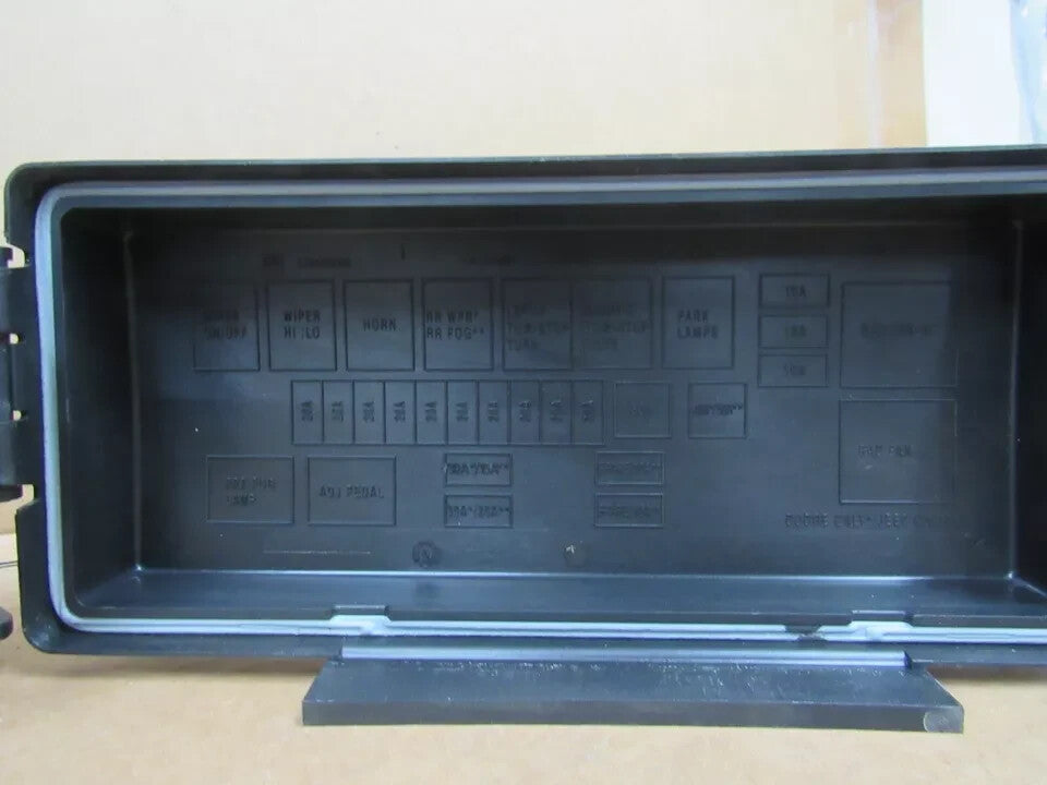 🔥06-08 Jeep Grand Cherokee Fuse Box Relay Control Fusebox OEM 04692164