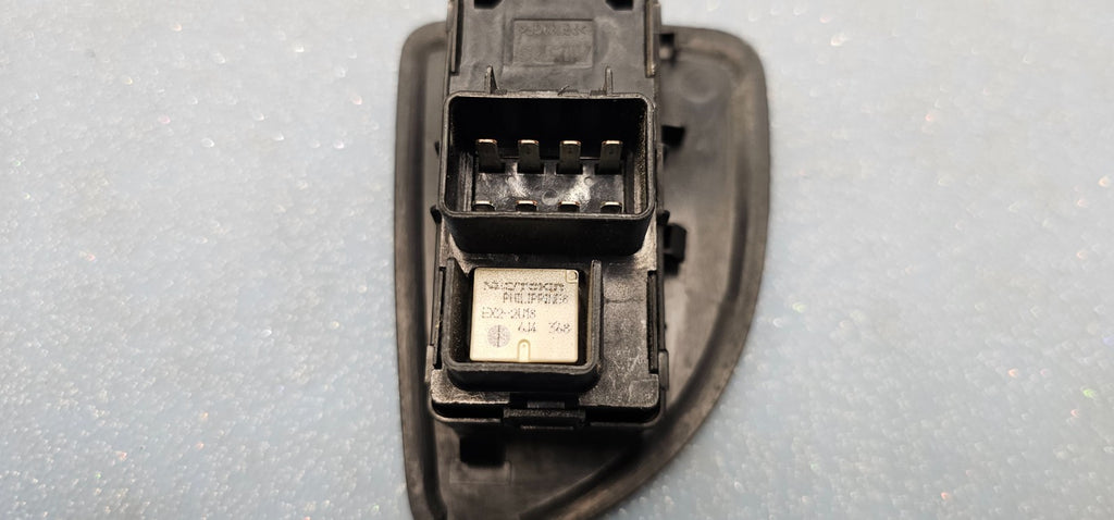 🔥07-08 Silverado Sierra Rear Right Passenger Power Window Switch Assembly Wood