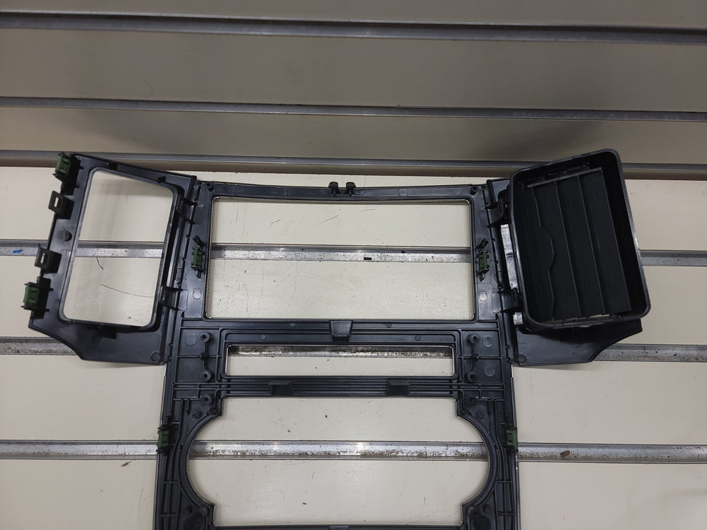🔥2008-2010 Jeep Grand Cherokee Radio Bezel Center Dash Trim Temperature Control