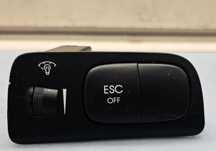 🔥2004-2010 KIA Sportage Control Switch Lock Switch Button OEM