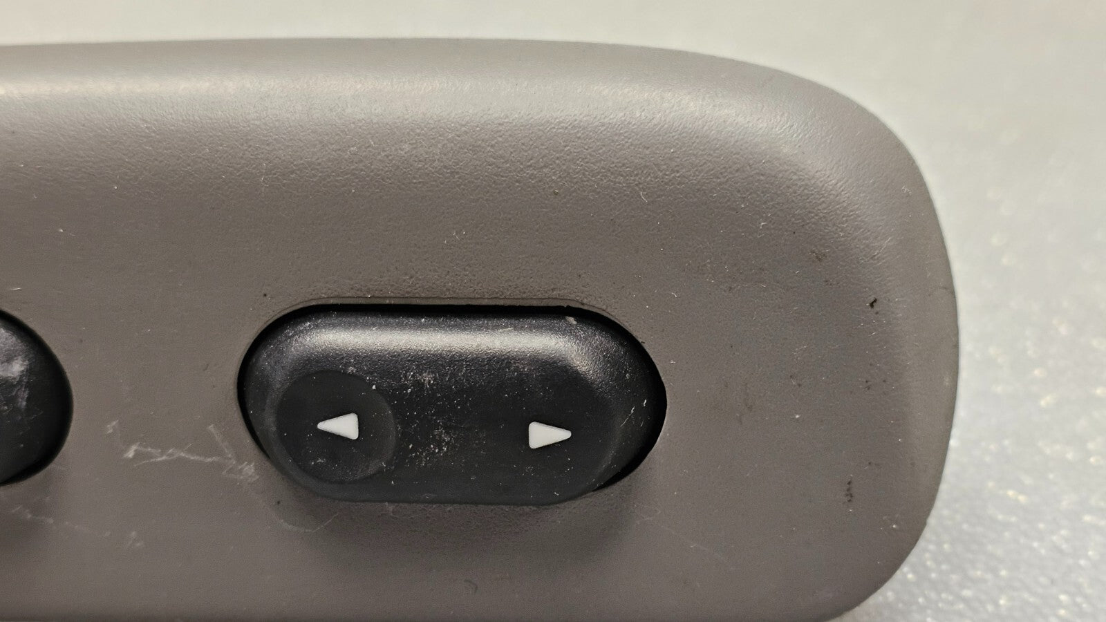 🔥01-07 FORD ESCAPE RIGHT PASSENGER FRONT POWER DOOR WINDOW SWITCH ASSEMBLY TAN
