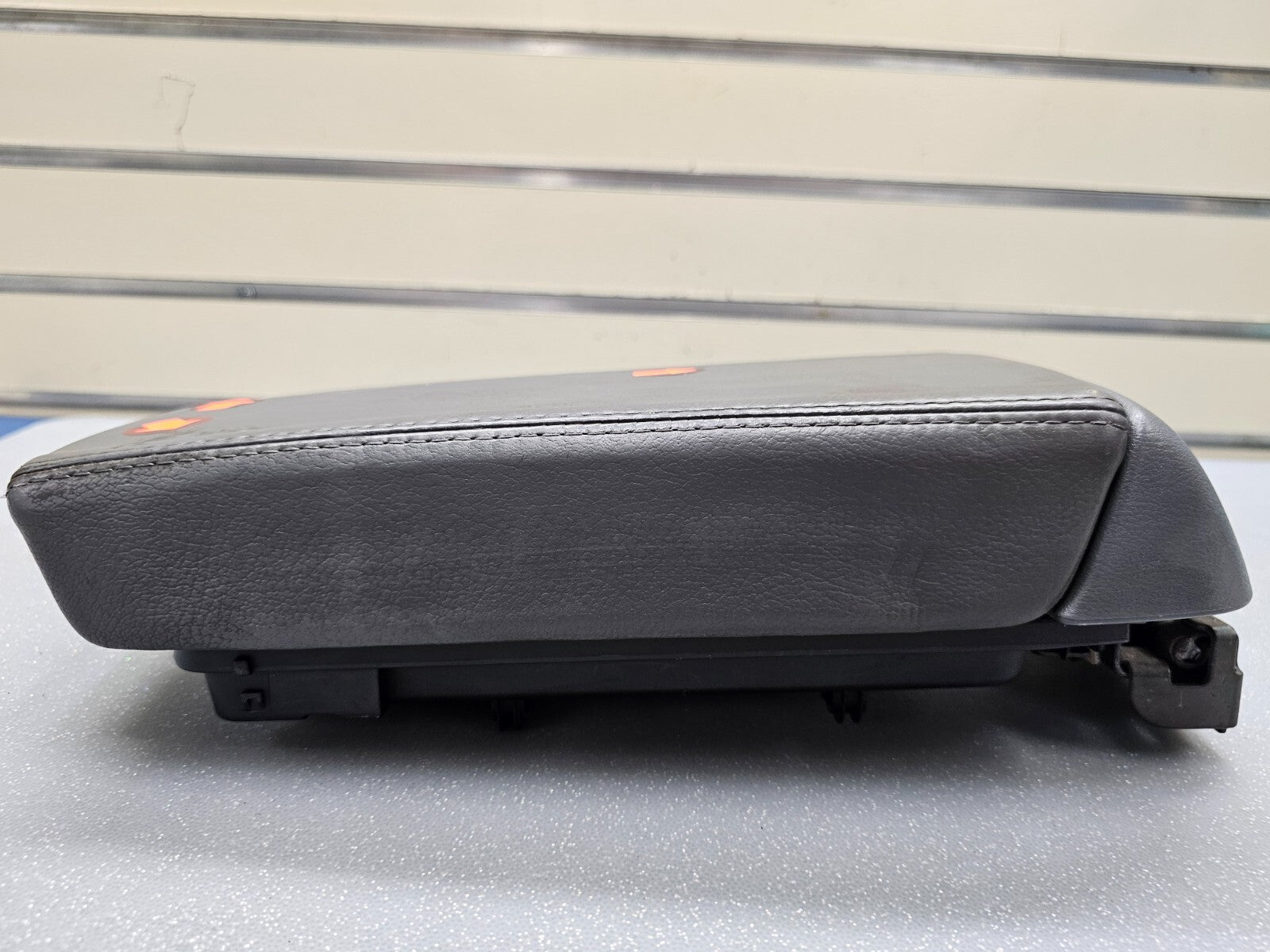 03-07 ACCORD Acura TSX Center Console Armrest Storage Lid Top Leather GRAY L22