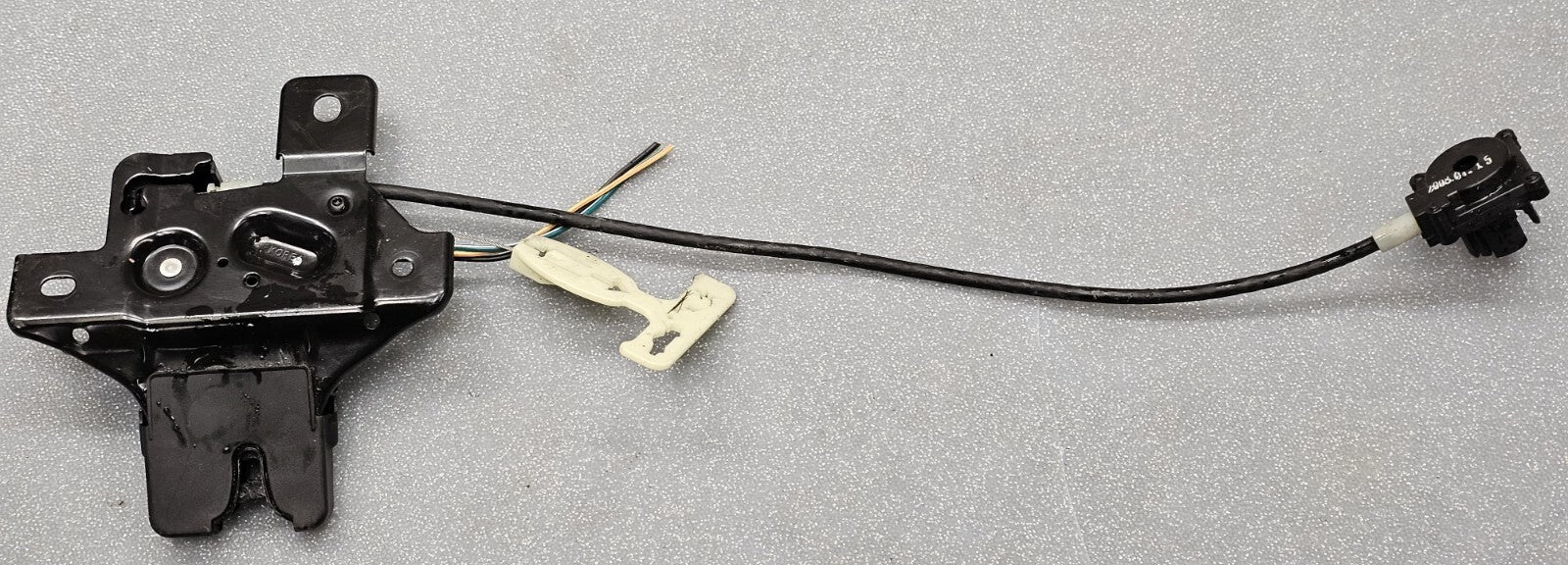 2006-2009 FORD FUSION MILAN MKZ TRUNK LID LATCH RELEASE LOCK ACTUATOR ASSEMBLY