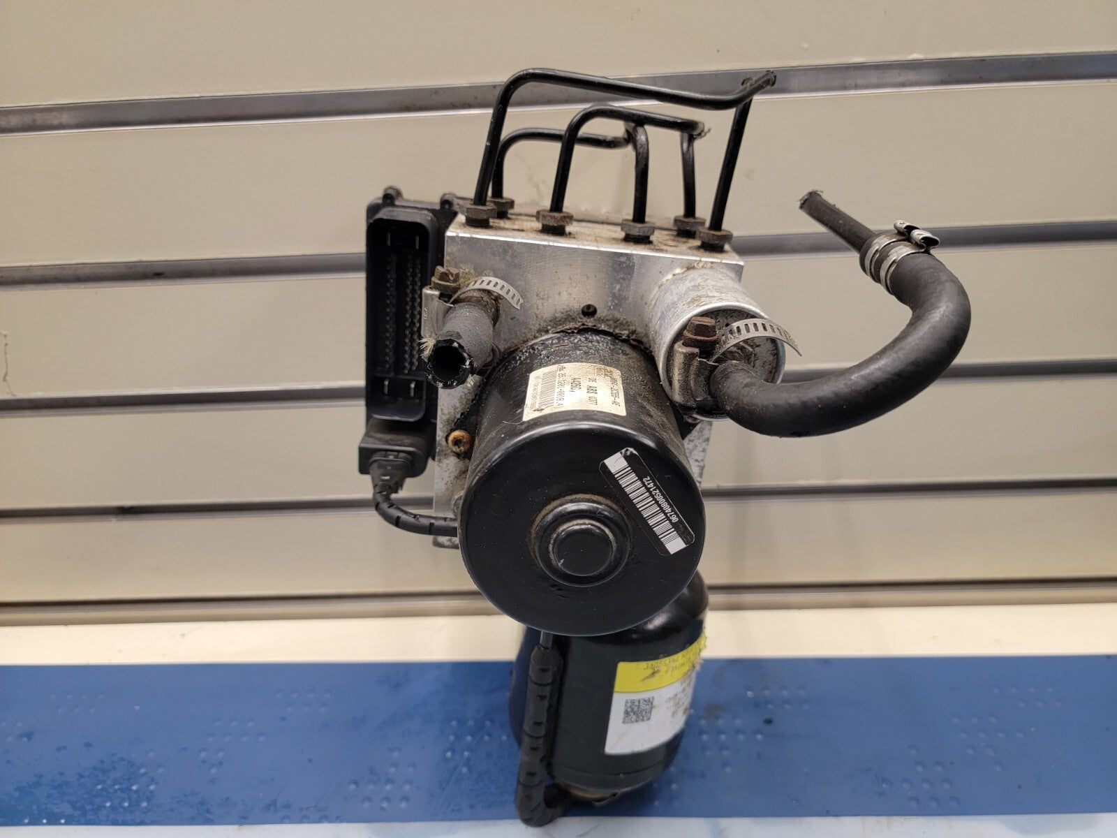 🔥2005-2007 FORD ESCAPE MERCURY MARINER HYBRID ABS ANTI-LOCK BRAKE PUMP