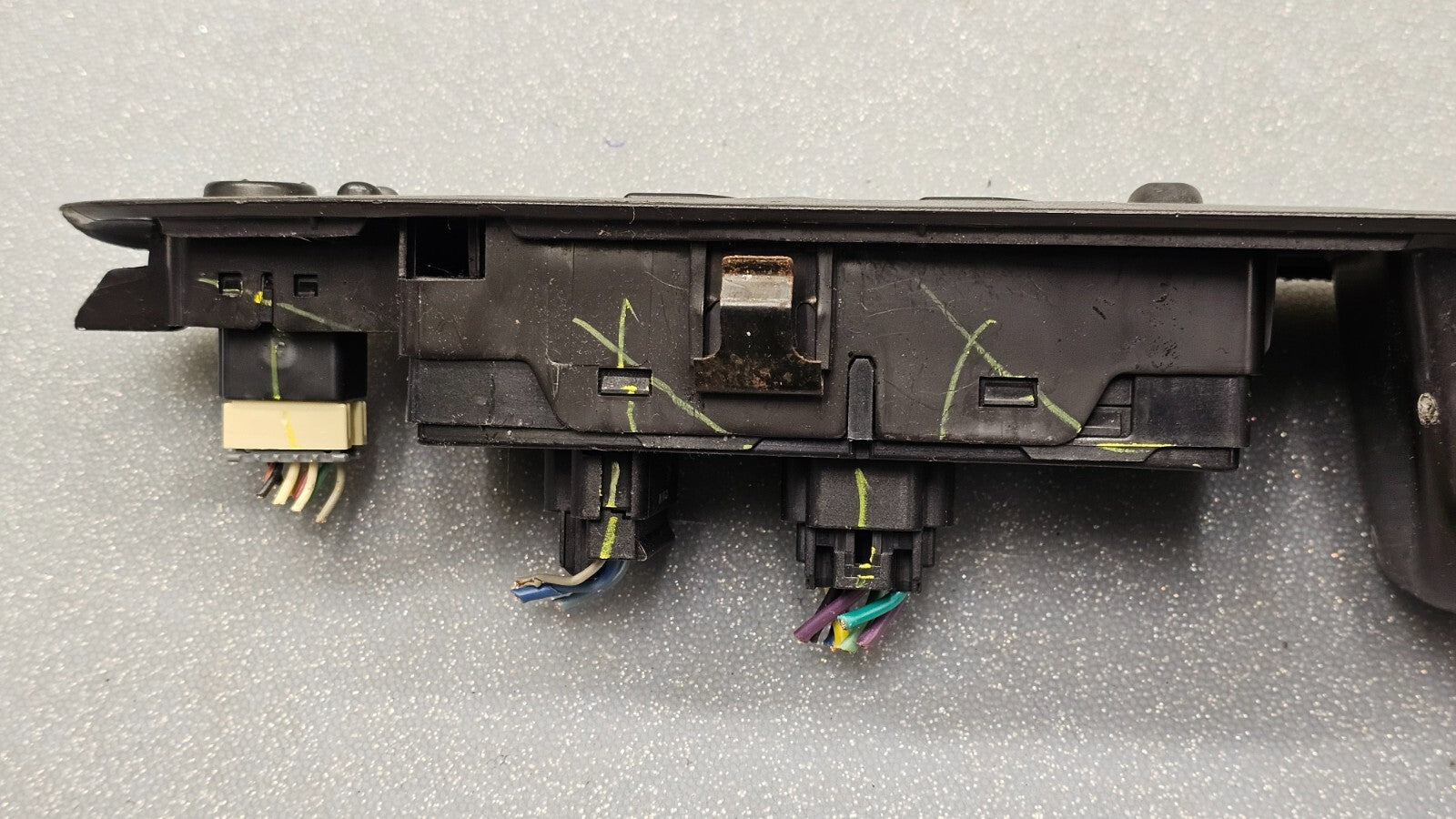 🔥09-16 CHEVY IMPALA LEFT DRIVER MASTER POWER DOOR WINDOW SWITCH BEZEL BLACK