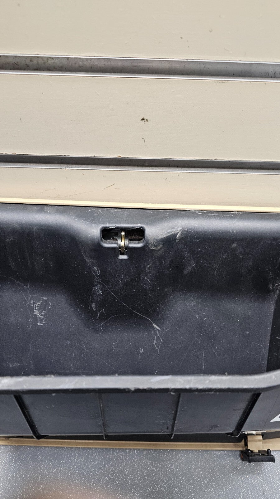 🔥01-05 Civic Dash Glove Box Storage Compartment Assembly Instrument Panel Tan