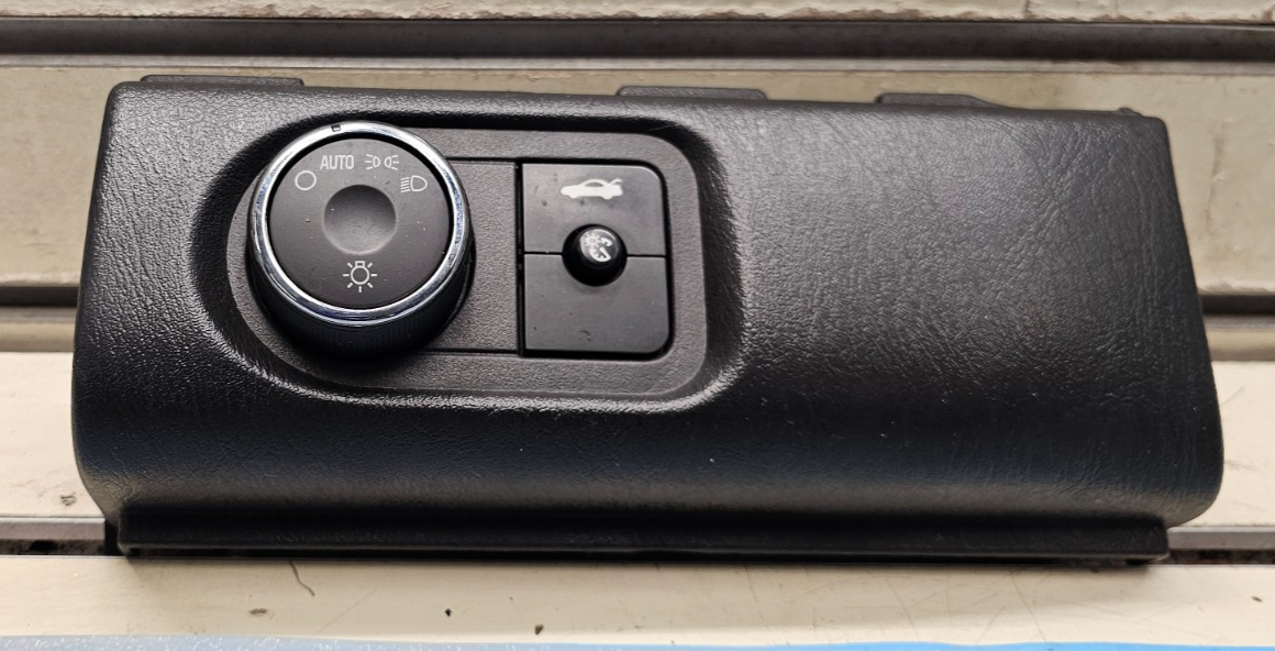 2006-2011 CHEVY IMPALA MONTE CARLO HEADLIGHT CONTROL SWITCH DIMMER TRUNK RELEASE