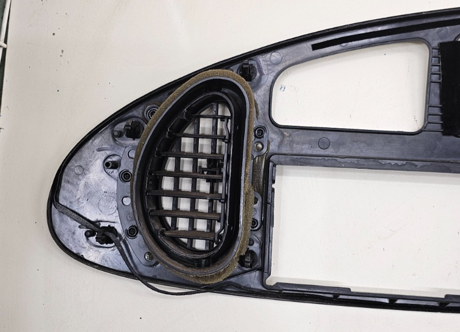 🔥97-03 Ford E-150 Econoline Dash Instrument Cluster Bezel Climate Radio Black