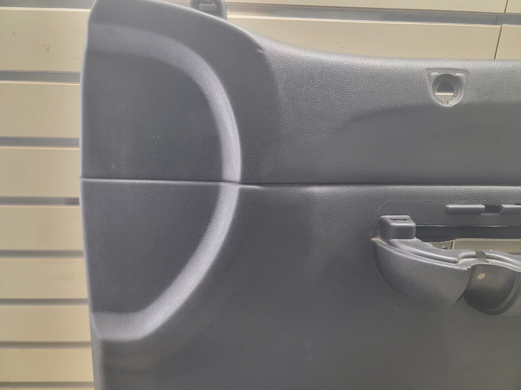 🔥07-09 Chevrolet Silverado GMC Sierra Door Panel Passenger side black auto D19