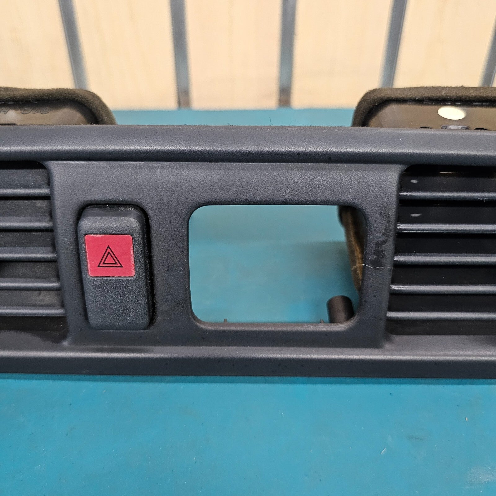 97-01 Honda CR-V Center Dash A/C Heater Air Vents w/Switch DARK GRAY V11