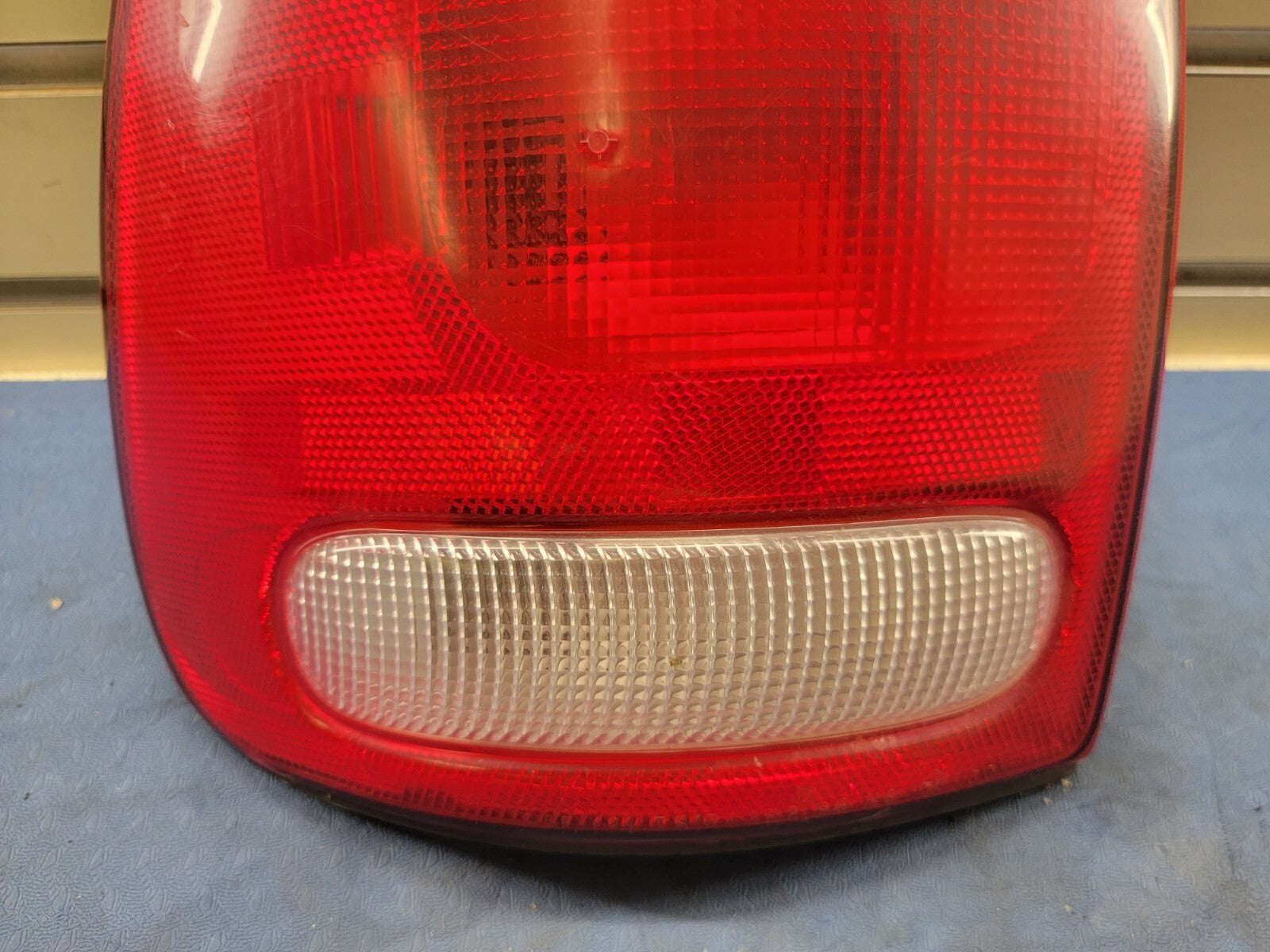 🔥98-03 Dodge Durango Tail Light Assembly Chrome Left Driver Lens and Housing