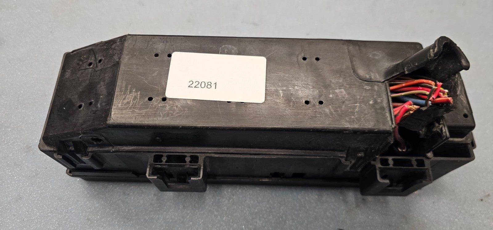 🔥2006 Commander Grand Cherokee 3.7L Engine HOOD FUSE Relay BOX Release Cover