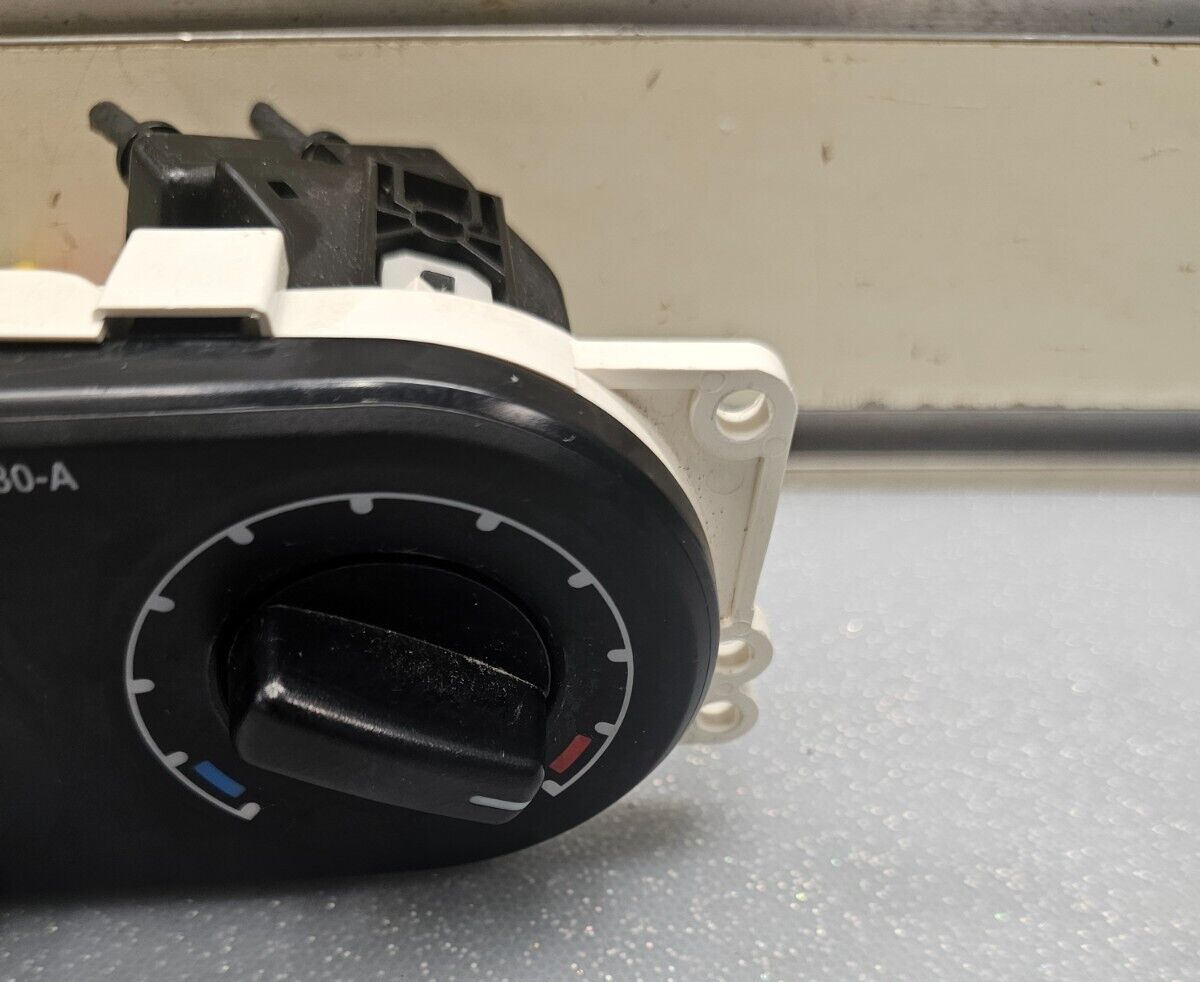 01-07 Escape Mariner Dash AC Heater Climate Temperature control Conditioner OEM