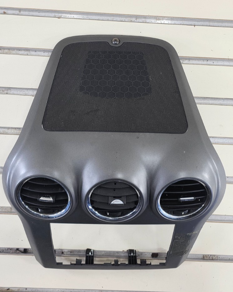 🔥08-10 Saturn Vue Center Dash Radio Stereo Bezel Trim With Vents OEM Gray B31
