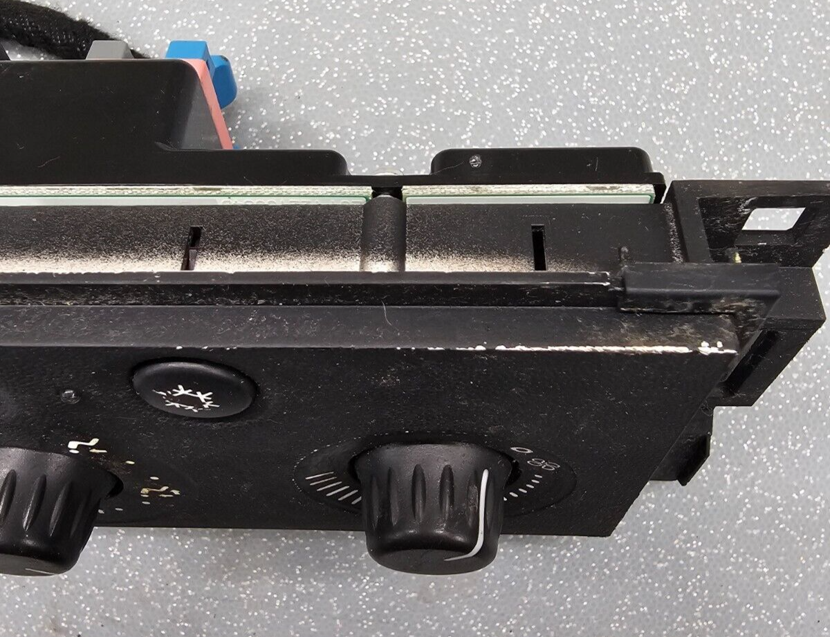 04-08 Pontiac Grand Prix Dash AC Heater Climate Control Module Panel Temperature