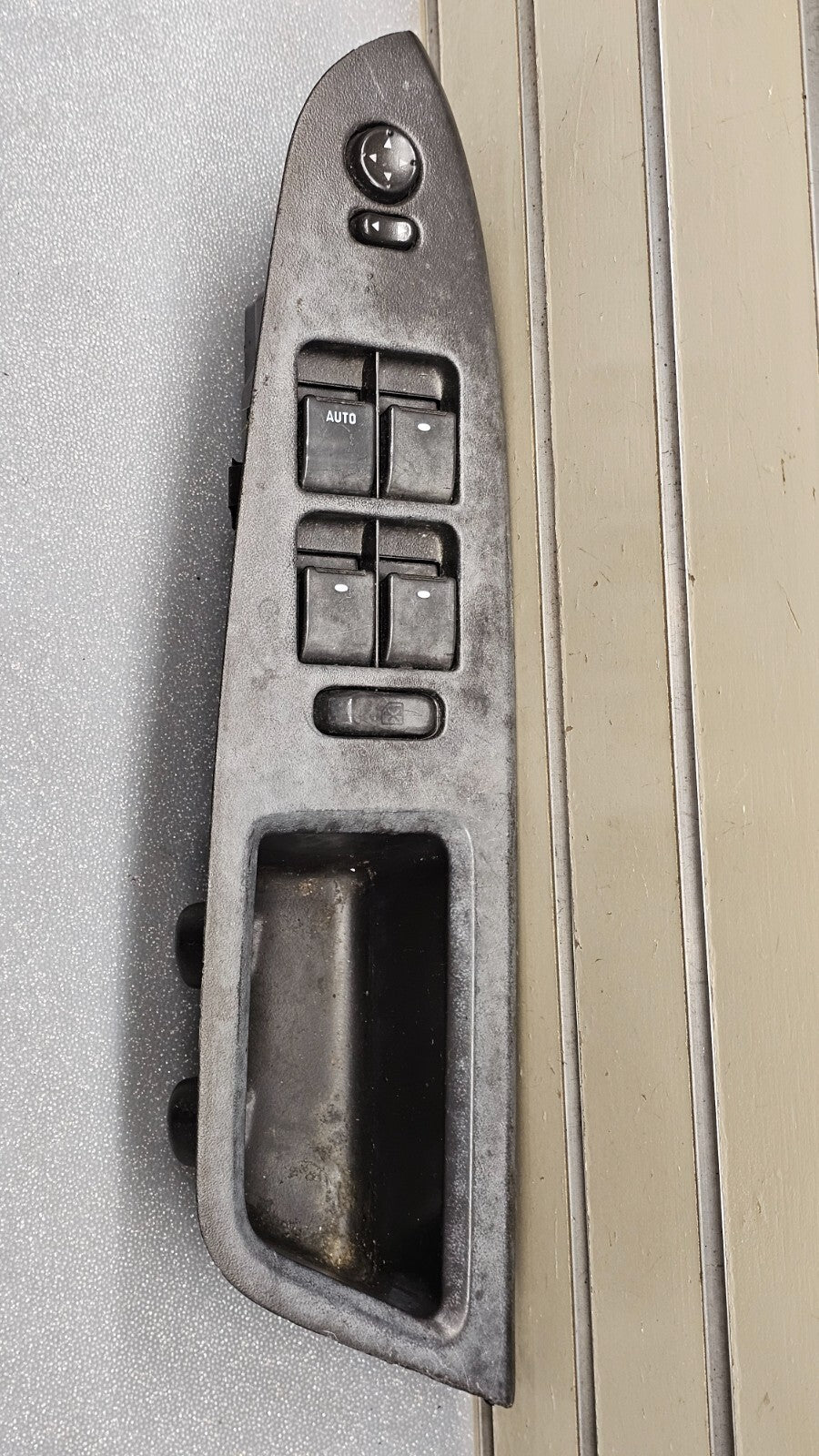 🔥09-16 CHEVY IMPALA LEFT DRIVER MASTER POWER DOOR WINDOW SWITCH BEZEL BLACK