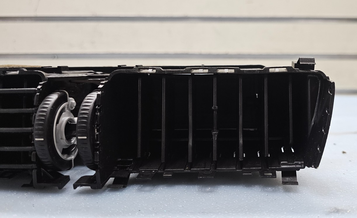 🔥06-10 VW Passat Dash Center AC Air Vent Heater Conditioning Trim Panel Black