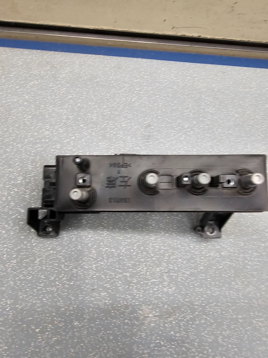 07-14 Tundra 09-16 Venza Power Left Driver Seat Switch Adjustment Regulator OEM