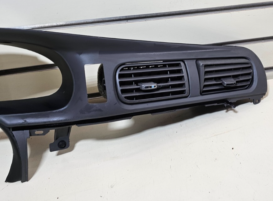 🔥04-07 Taurus Dash Instrument Cluster Speedometer Tachometer Bezel Panel Black