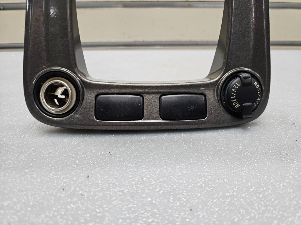 🔥01-03 TOYOTA HIGHLANDER Shifter Selector Lever Trim BEZEL SILVER