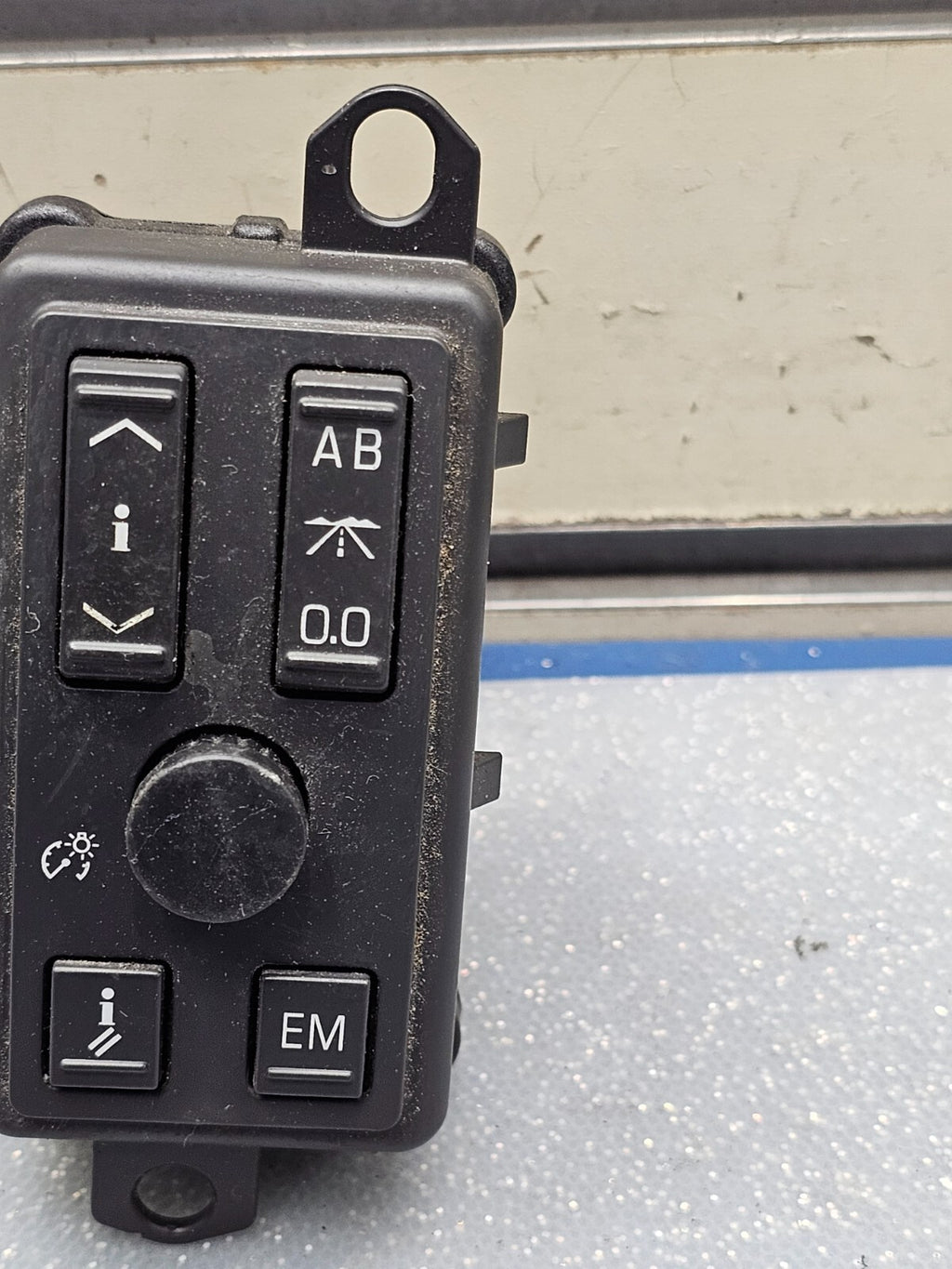 🔥04-11 Cadillac STS Left Driver Dash Display Dimmer Switch Information Center